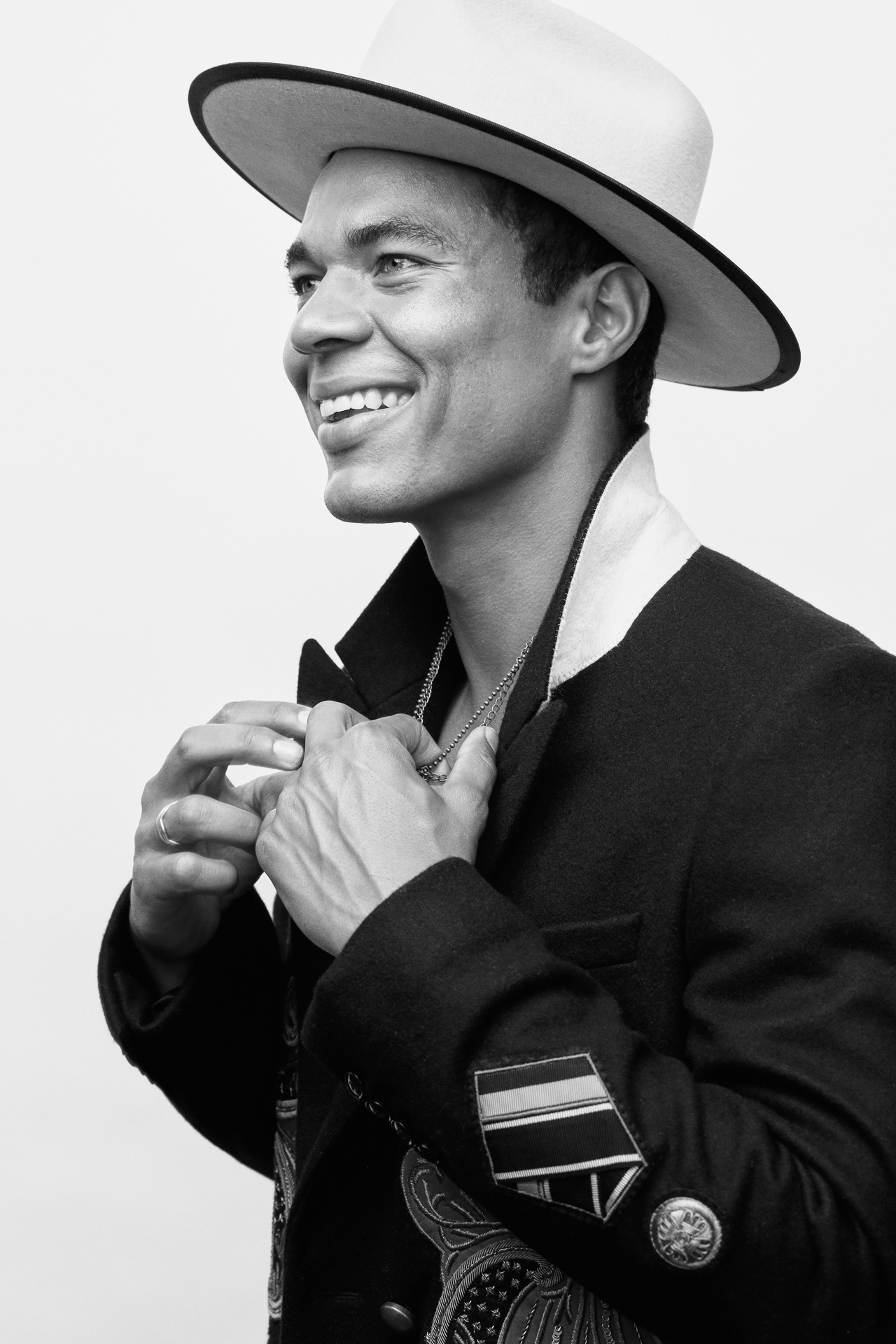 Ismael Cruz Cordova – Kiss The Trainer